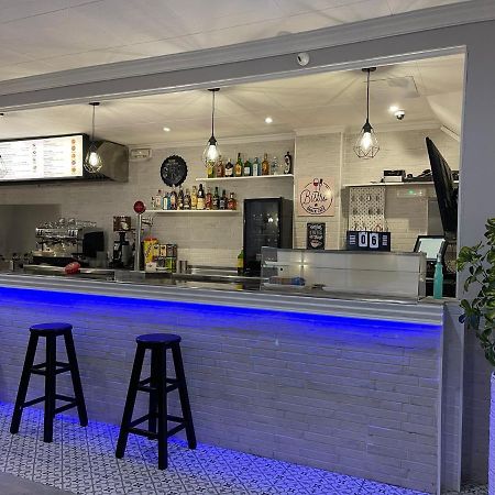 Hostal Restaurante Avenida De Madrid تيراسا المظهر الخارجي الصورة