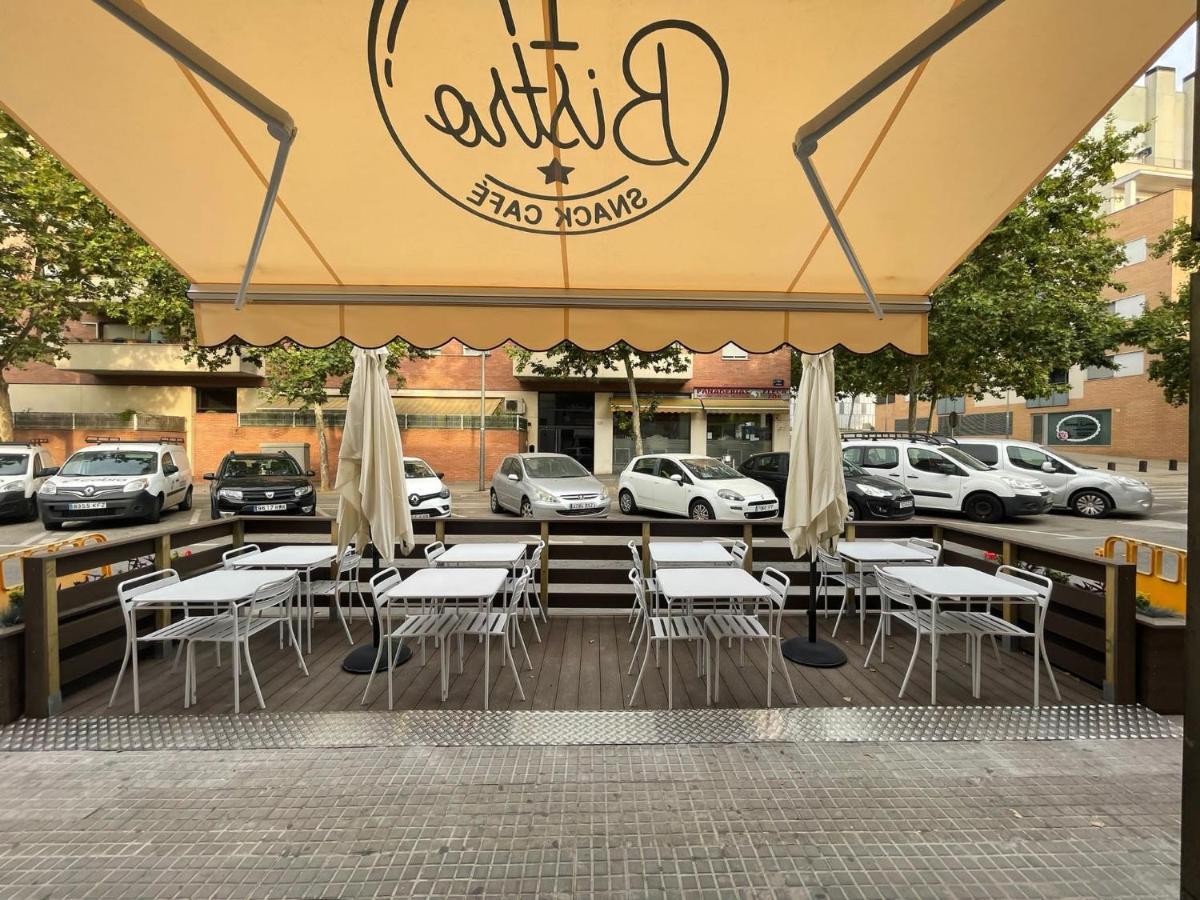 Hostal Restaurante Avenida De Madrid تيراسا المظهر الخارجي الصورة