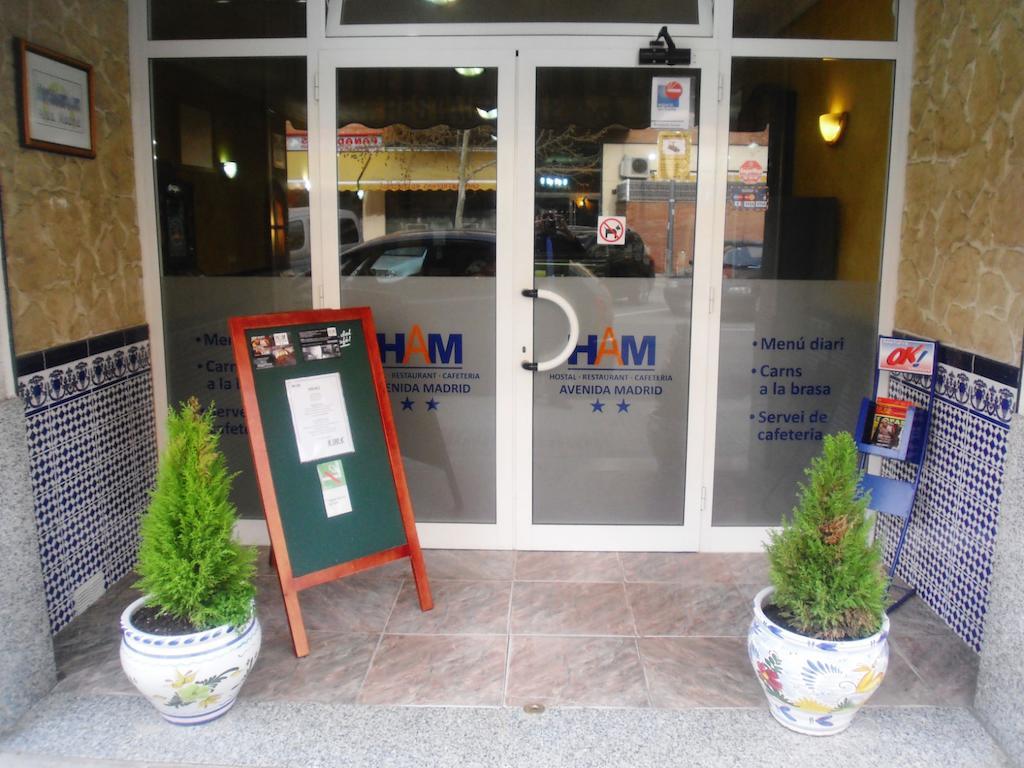 Hostal Restaurante Avenida De Madrid تيراسا المظهر الخارجي الصورة