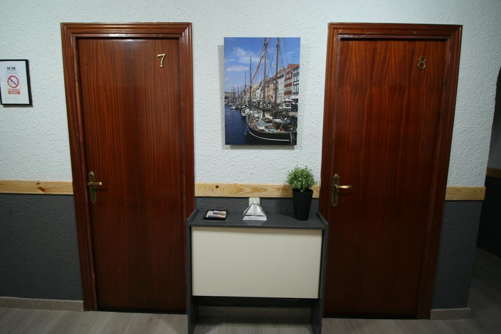 Hostal Restaurante Avenida De Madrid تيراسا المظهر الخارجي الصورة
